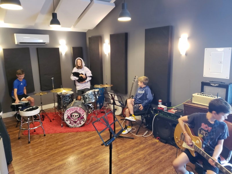 Rock and Go Guitar School Youth Rock Band Workshops Victoria BC